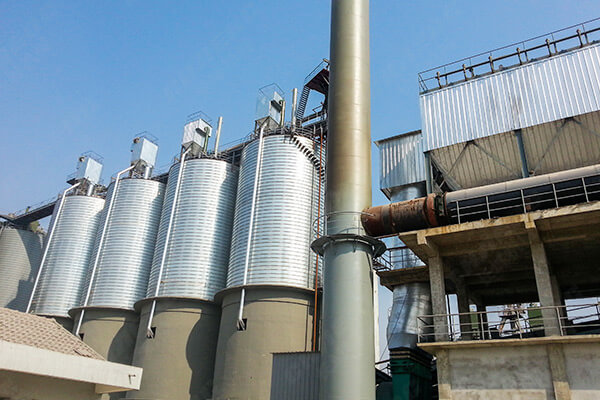 年產(chǎn)30萬(wàn)噸礦粉線現(xiàn)場(chǎng)