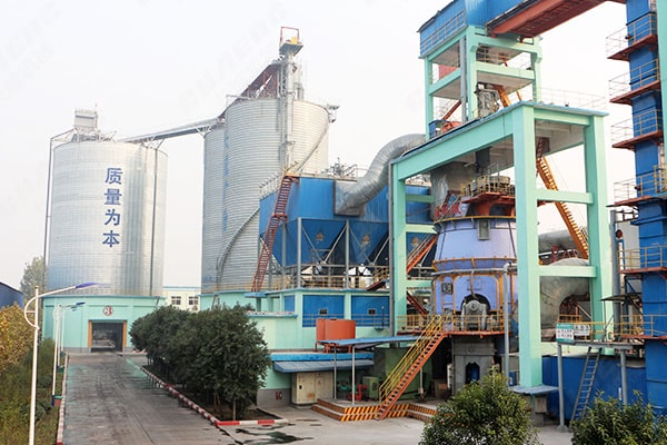 新鄉(xiāng)長(zhǎng)城機(jī)械礦粉生產(chǎn)線示范基地