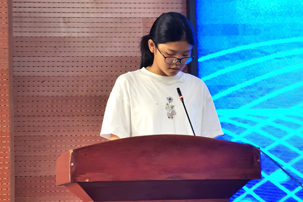 北京大學(xué)錄取生常靖發(fā)表獲獎(jiǎng)感言