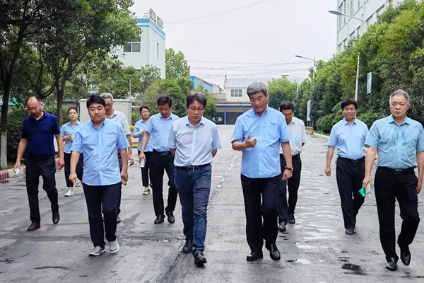 河南科技學院與新鄉(xiāng)長城集團合作交流