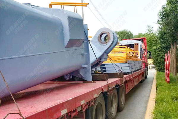 山東年產(chǎn)30萬噸礦粉線上殼體、搖臂發(fā)貨