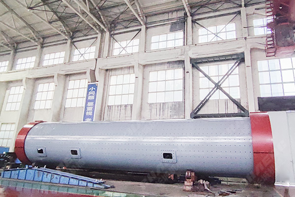 新鄉(xiāng)長城機械超細(xì)球磨機